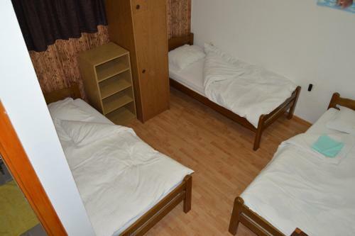 Bed & Breakfast Rooms Modana