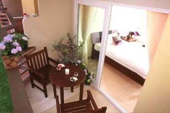 Hotel Bacchus Home Resort