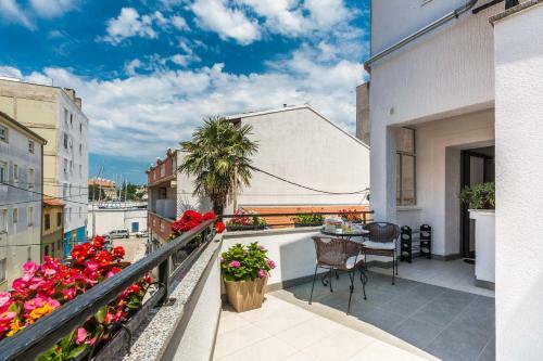 Apartments Marina