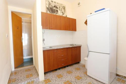 Apartment Lumbarda 4430c