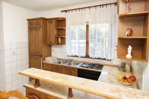 Hostal Apartment Arbanija 5228c