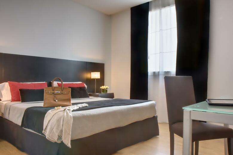 Broadway Hotel And Suites