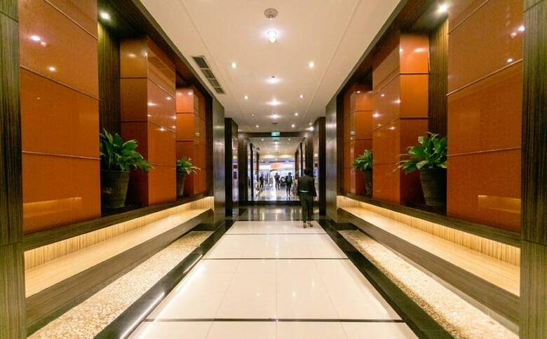 Hotel Holiday Inn Galleria Manila