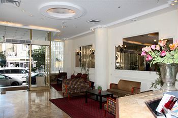 Hotel Deborah