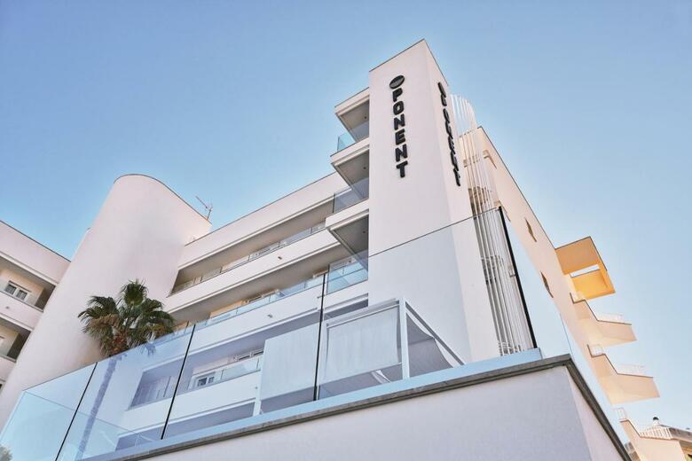 Apartamentos Ponent