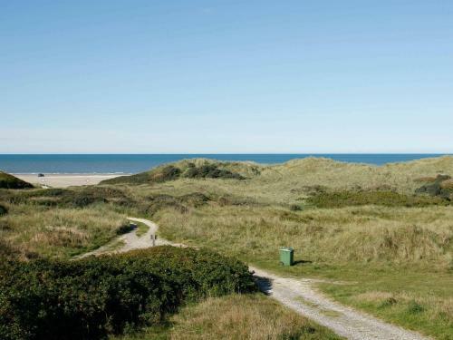 Four-bedroom Holiday Home In L�kken 27