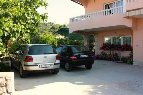 Apartments By The Sea Barbat (rab) - 5005