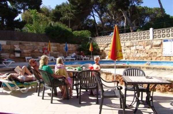 Hotel Apartamentos Benhur