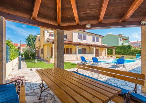 Apartments Romina 1