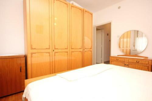 Apartment Vis 8906a