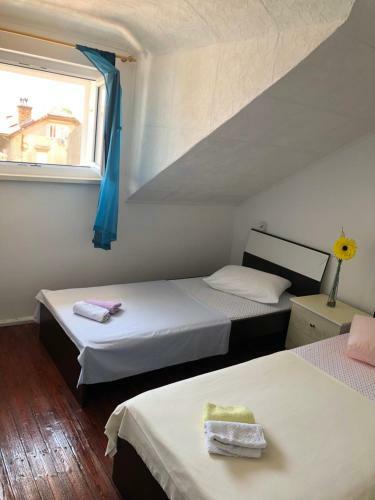Lidija Beach Apartment