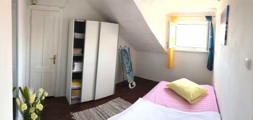 Lidija Beach Apartment