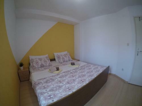 Apartments Ponistra