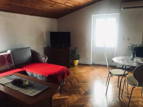 Apartments Ponistra