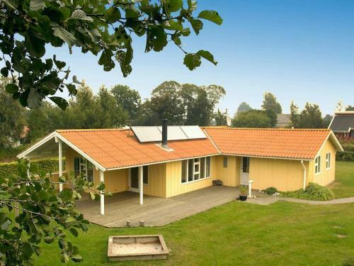 Four-bedroom Holiday Home In Nordborg 2
