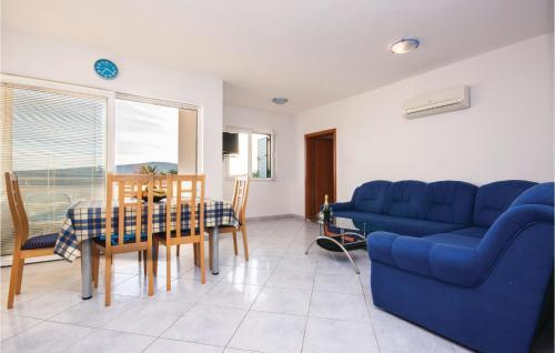 Apartment Primosten With Sea View 04