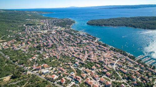 Apartments With A Parking Space Punat (krk) - 5350