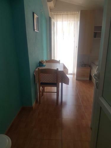 Apartments Mirjana