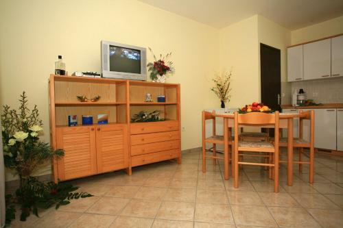 Apartments Ljiljana 1