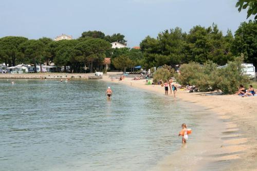 Apartments By The Sea Banjol (rab) - 4965