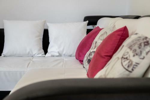 Villa Holiday Home Tamjan