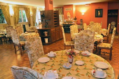 Hotel Hostellerie De La Reine Blanche