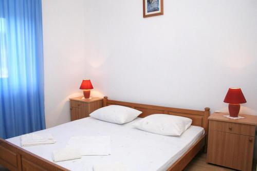 Apartment Lumbarda 4358b