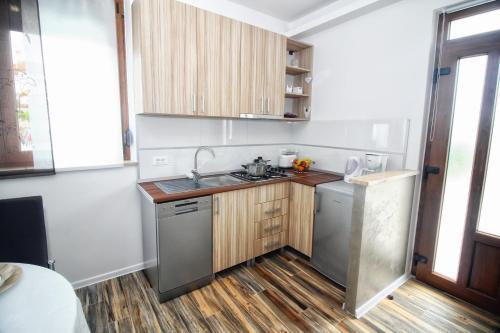 Hostal Apartments And Rooms Lorena 236