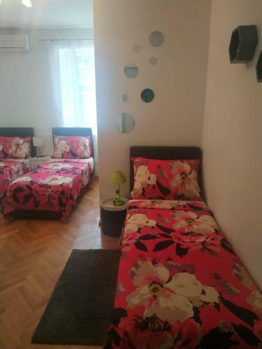Hostal Rooms Diana