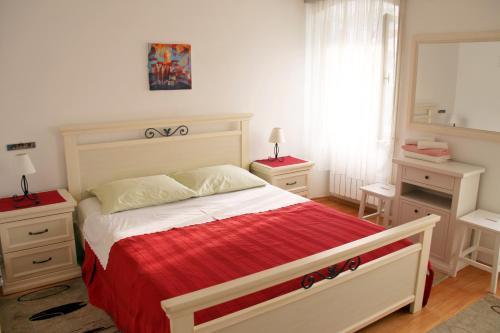 Hostal Apartments & Rooms Nada