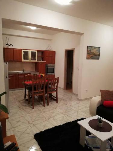 Apartment Gsk Split