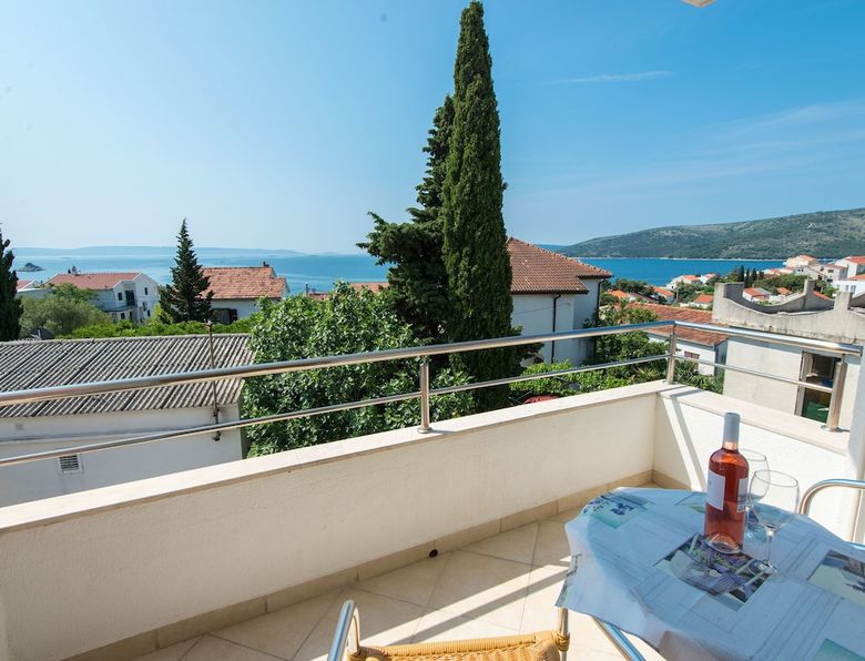 Apartments Kairos