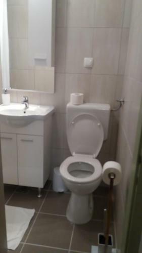 Hostal Apartmani I Sobe Mara