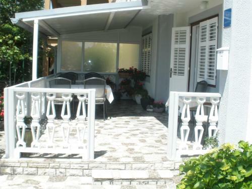 Hostal Apartmani I Sobe Mara