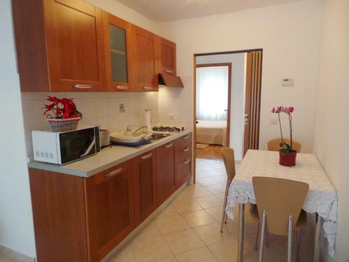 Apartments In Fazana/istrien 8456