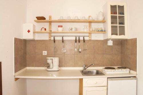 Apartments With A Parking Space Lumbarda (Korcula) - 4447
