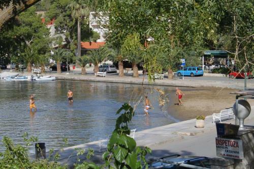 Apartments With A Parking Space Lumbarda (Korcula) - 4447