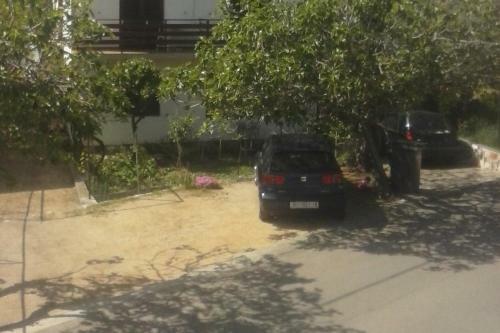 Hostal Apartments With A Parking Space Banjol (rab) - 11021