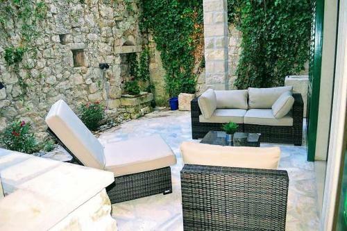 Apartment Old Town Ivo