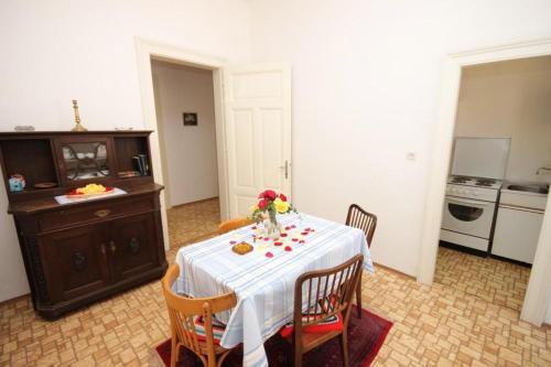 Apartment Lovran 7693a