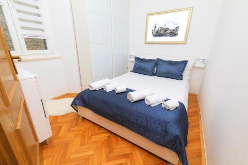 Apartment Kastel Luksic 12872a