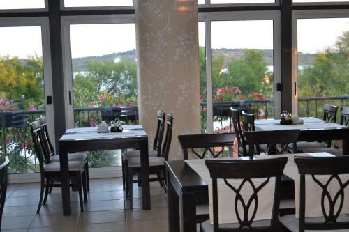 Bed & Breakfast Pansion Karoca