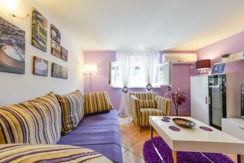 Apartment Mirana