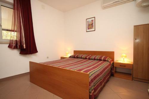 Apartment Zambratija 6997a