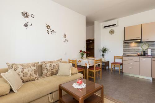 Apartments Olive