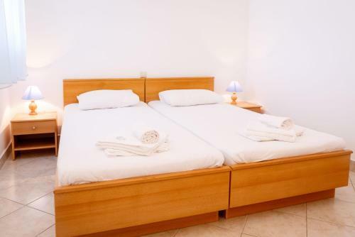 Lumbarda Resort Apartment