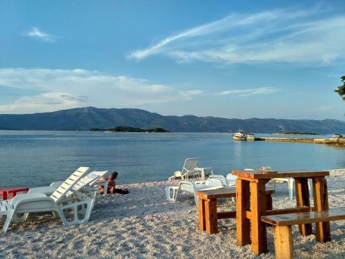 Lumbarda Resort Apartment