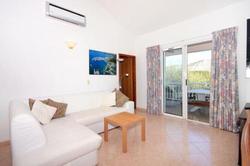 Apartment Kneza 168a