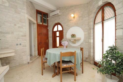 Apartment Krnica 7357b
