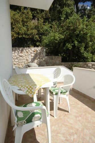 Apartments With A Parking Space Hvar - 5719